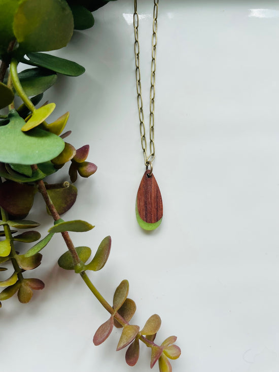 Load image into Gallery viewer, Dainty Day Necklace
