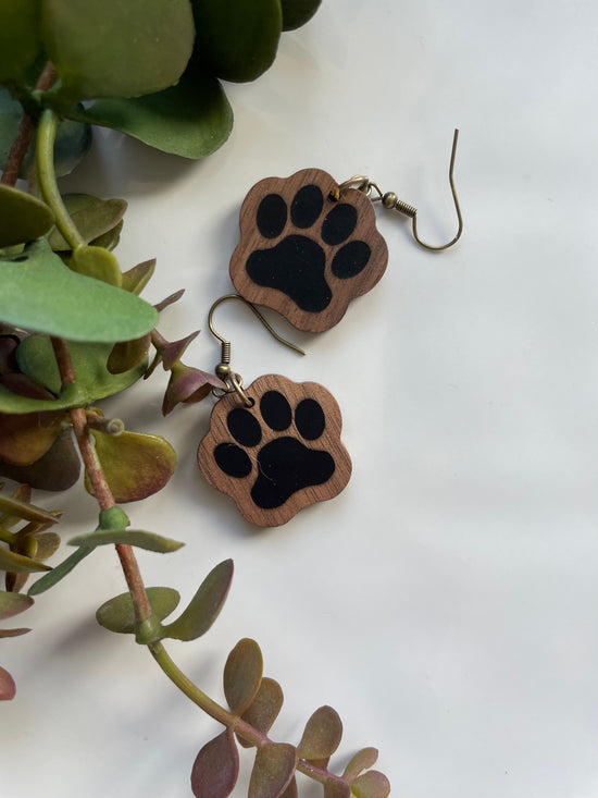 Load image into Gallery viewer, Paw Earrings (Black)
