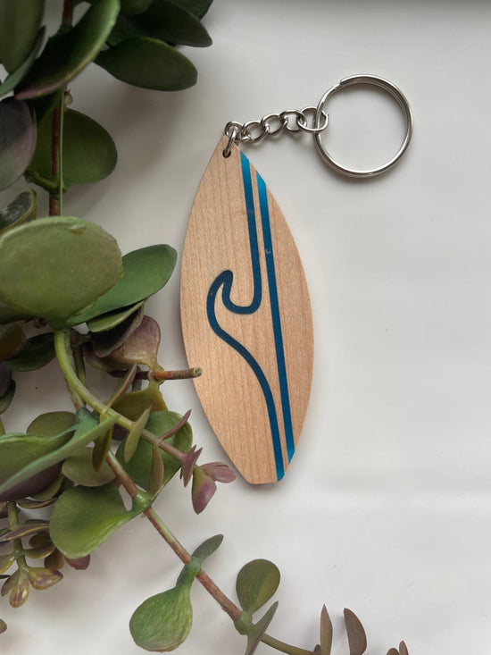 Load image into Gallery viewer, Surfboard  Hang Ten Keychain
